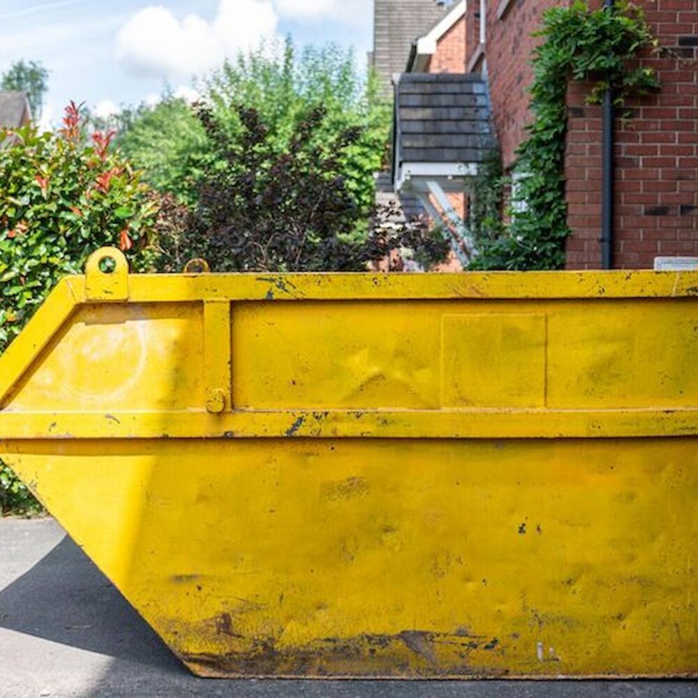 7 Tips for Stress-Free Skip Hire in Richmond (And How to Save Money)